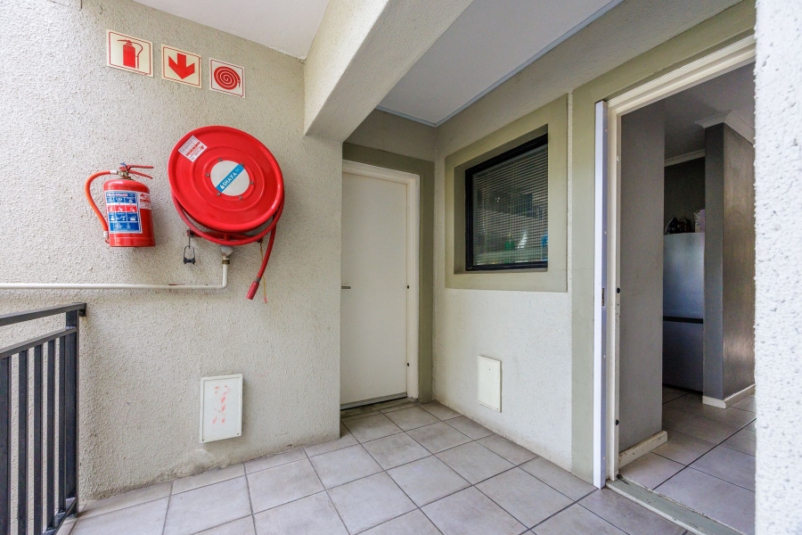 2 Bedroom Property for Sale in Silver Oaks Western Cape